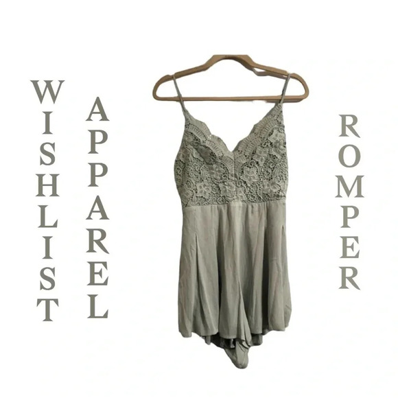 Wishlist Apparel Crochet Front Romper‎ - Picture 1 of 8
